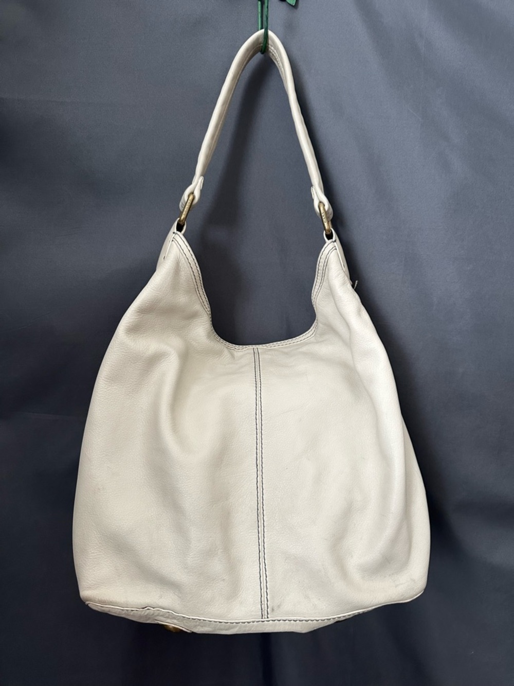 Marc by Marc Jacobs Cream Leather Hobo Bag with Front Pockets - Picture 2 of 16